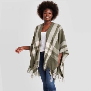 Universal Thread Green/White Plaid Ruana Size OSFM